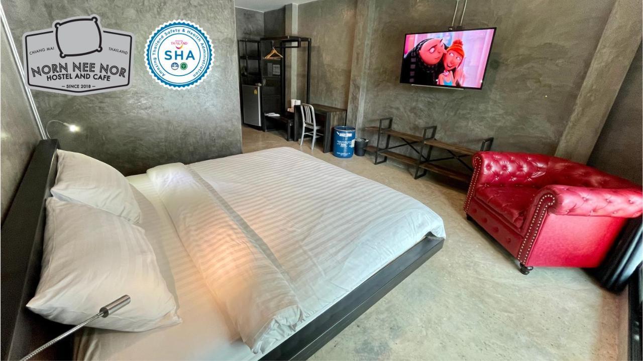 Norn Nee Nor Hostel Chiang Mai Bagian luar foto
