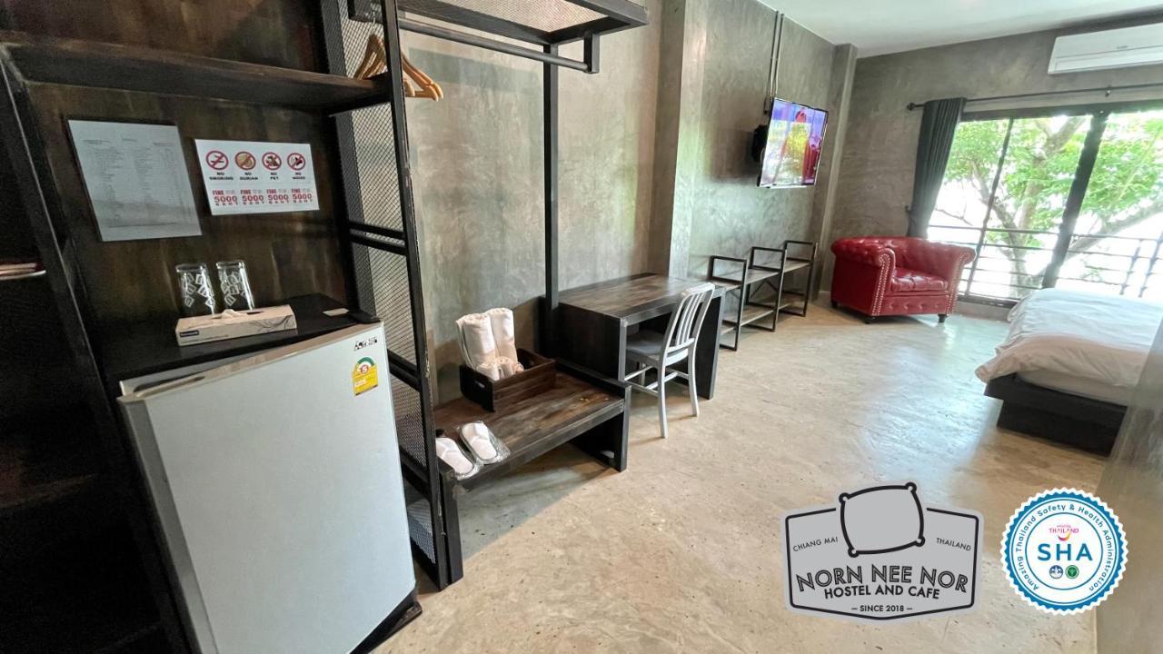 Norn Nee Nor Hostel Chiang Mai Bagian luar foto