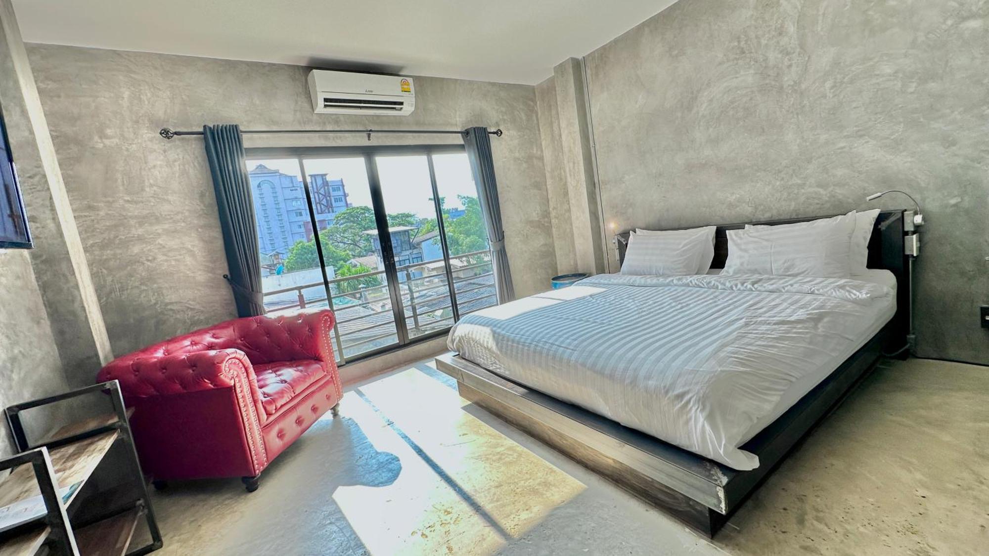 Norn Nee Nor Hostel Chiang Mai Bagian luar foto
