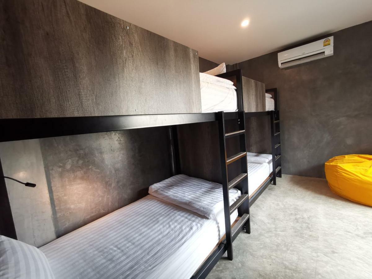 Norn Nee Nor Hostel Chiang Mai Bagian luar foto